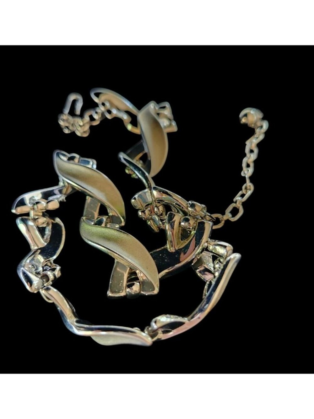 Vintage Crown Trifari Brushed Silver-Tone Metal Necklace & Bracelet Set - Picture 8 of 10